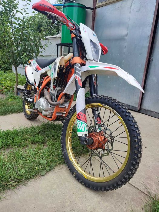 Мотоцикл кросовий ENDURO EXDRIVE ProFactory 250cc