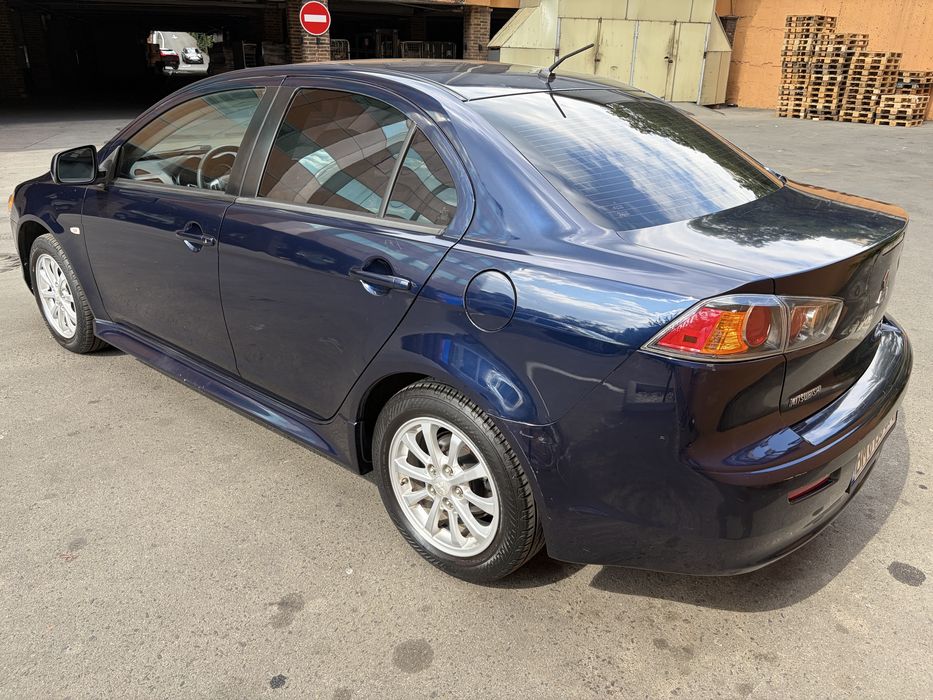 Mitsubishi Lancer