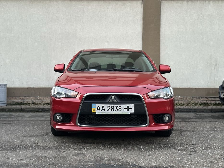 Продам Офіційний Mitsubishi Lancer X в гарному стані