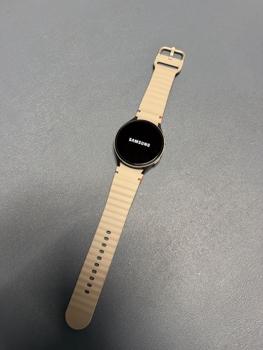 Samsung Galaxy Watch 7 44mm Bluetooth e LTE