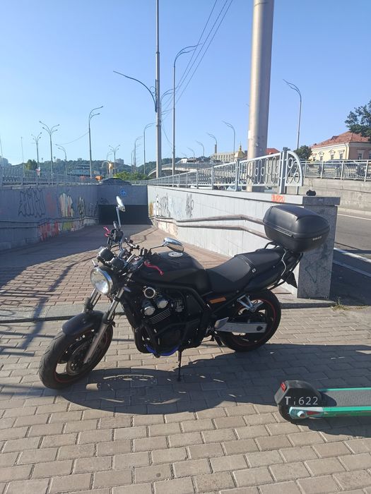 Продається мотоцикл FZ 400