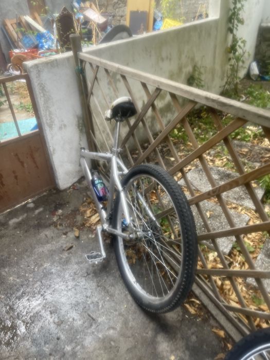Bicicleta so a ruda e o esquadro