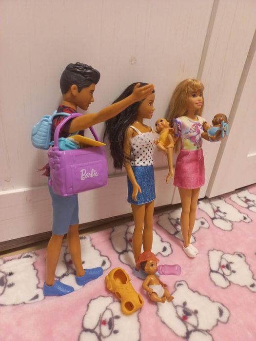 Barbie opiekunka babysitter
