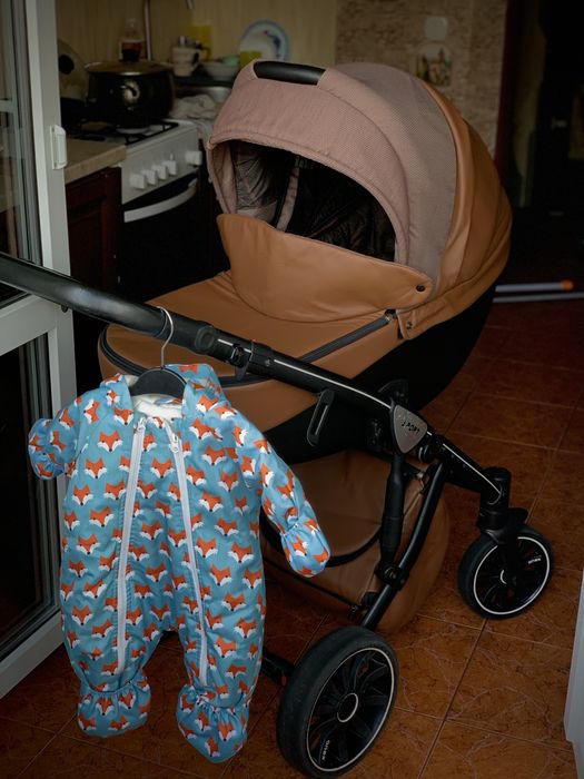 Продам коляску Annex sport (люлька) коричнева, комбез 68-74 подарунок