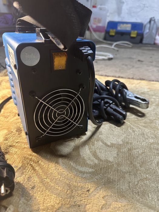 Зварювальний інверторний апарат Tesla Weld MMA245