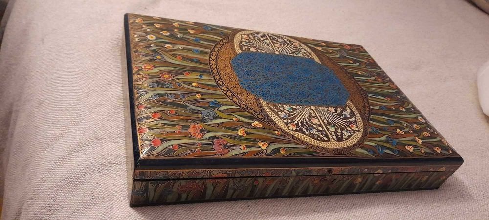 Caixa madeira indiana