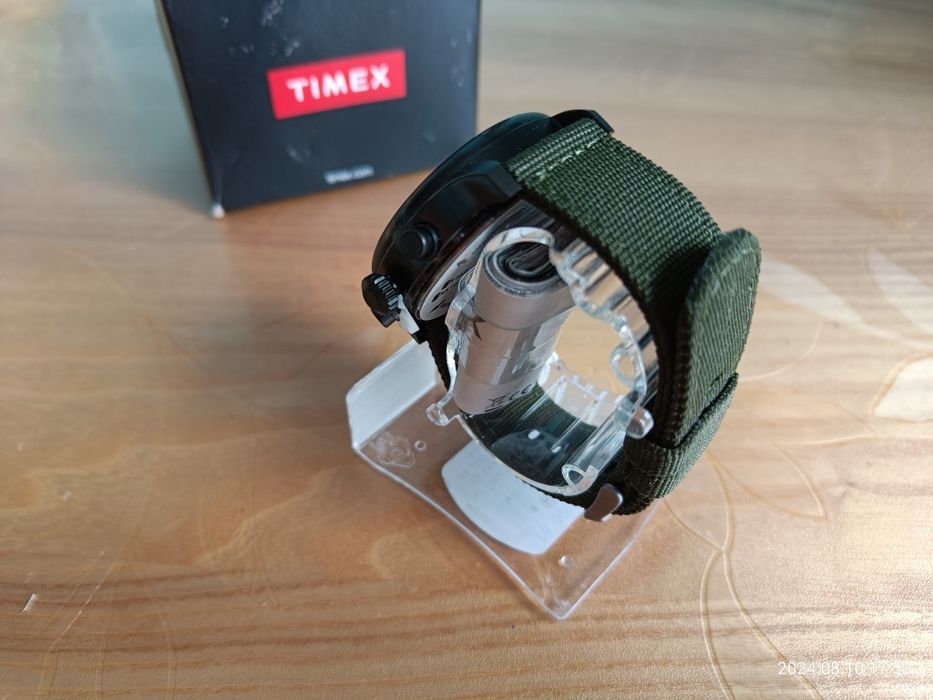 Часы  Timex  Expedition Scout Chronograph TW4B10300 9J