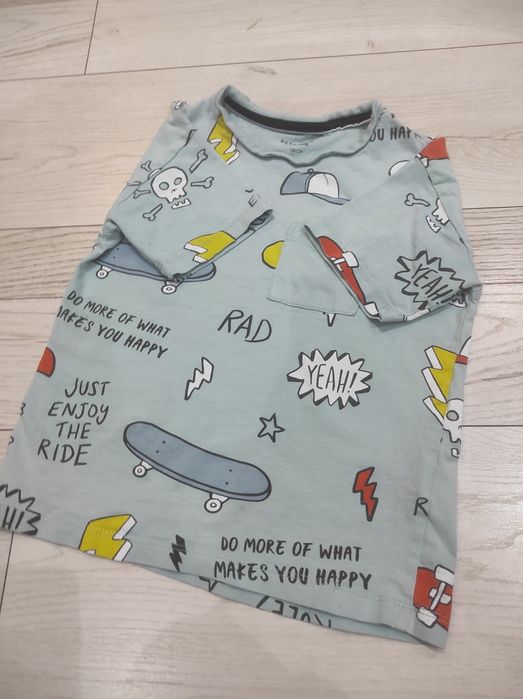 T-shirt chłopięcy Reserved