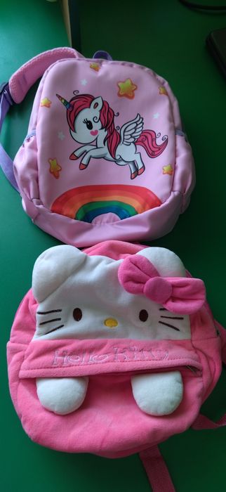 Дитячі рюкзачки в ідеальному стані для дівчинки