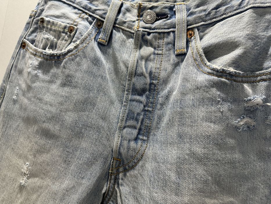 Джинси жіночі levis 501 (w24 l30)