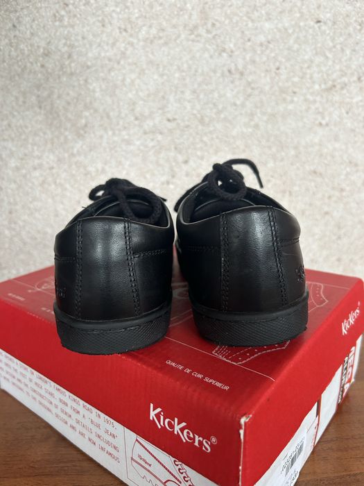 Дитячі туфлі KicKers