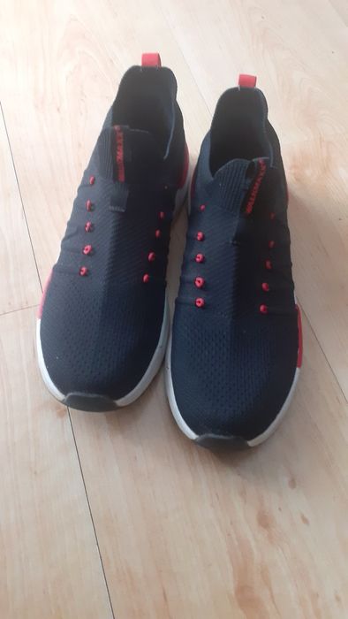 Walkmaxx czarne buty kołyski