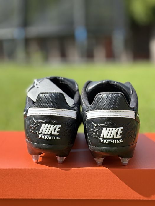 Nike Premier III sg-pro ac wkręty