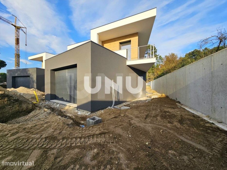 Moradia Geminada T3 - Rodeada de Natureza