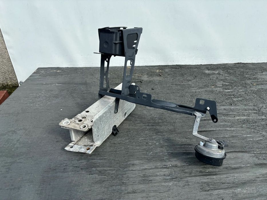 Pas przedni okular lewy strefa zgniotu BMW 1 F20