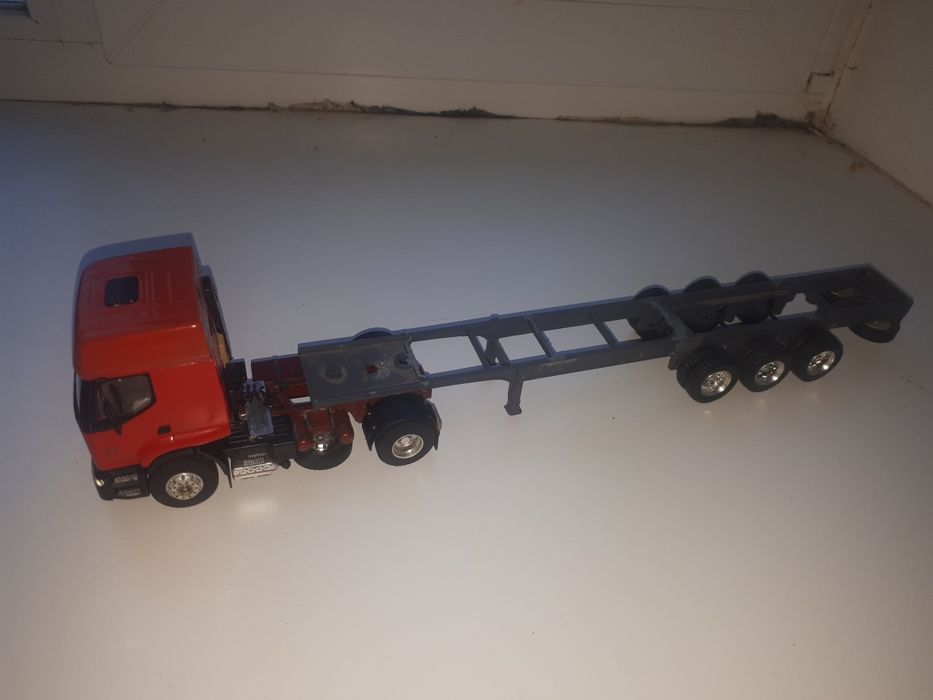 Масштабная модель Renault premium Eligor 1.43