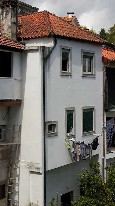 Arrendamento T2 – 1.º Andar em Vila Real (Zona Histórica) com cave e Jardim