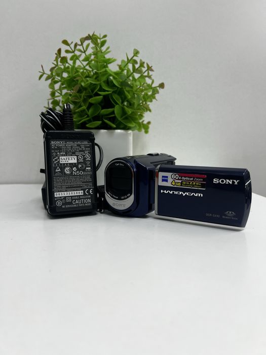 Б/В Відеокамера Sony DCR -SX 40E