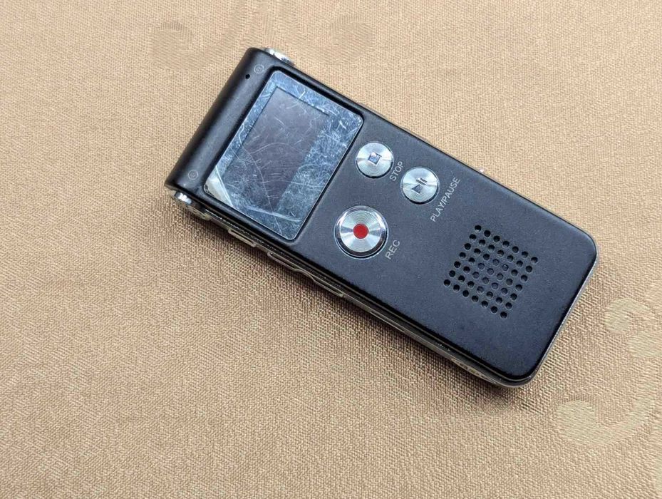 Голосовий рекордер Диктофон + MP3-плеєр 8 ГБ Чорний