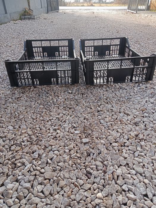 Skrzynka plastikowa 60/40