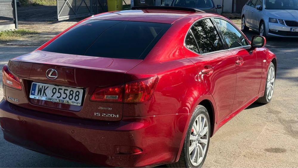 Lexus  IS  220 D