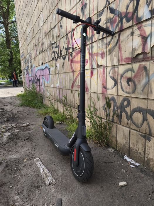 Електросамокат Xiaomi Mi Electric Scooter 4 Pro Plus/Gen 2