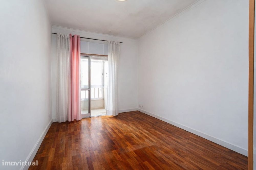 Apartamento T3 na Agualva
