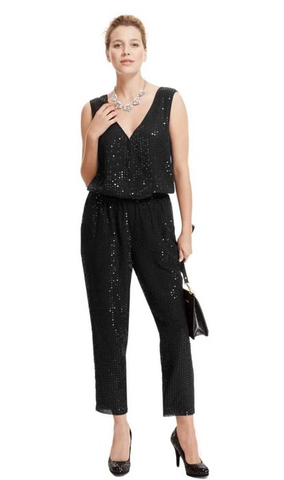 Комбінезон, прикрашений паєтками