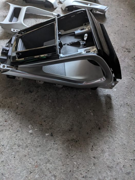 Jaguar I-pace fotele, kanapy, zestaw