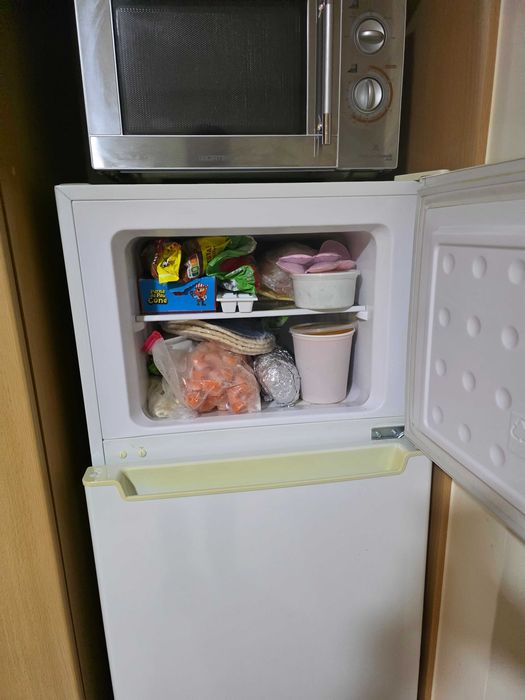 Frigorifico Haeger (com congelador)