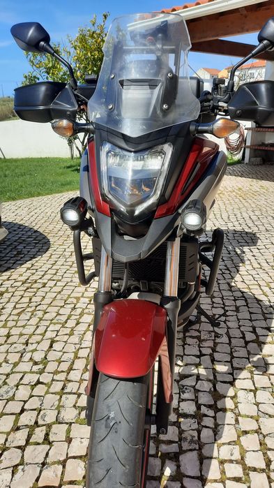 Honra NC 750X impecável