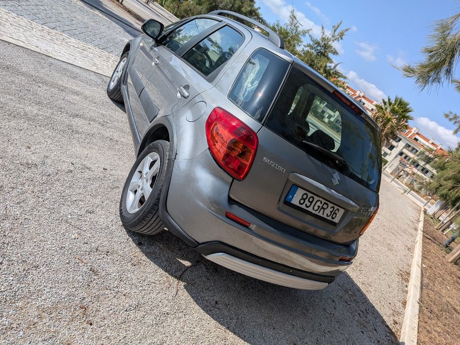 Suzuki SX4 — fotografia 4