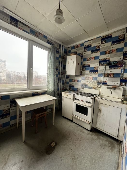 Продам двухкомнатную квартиру ул.Бучмы