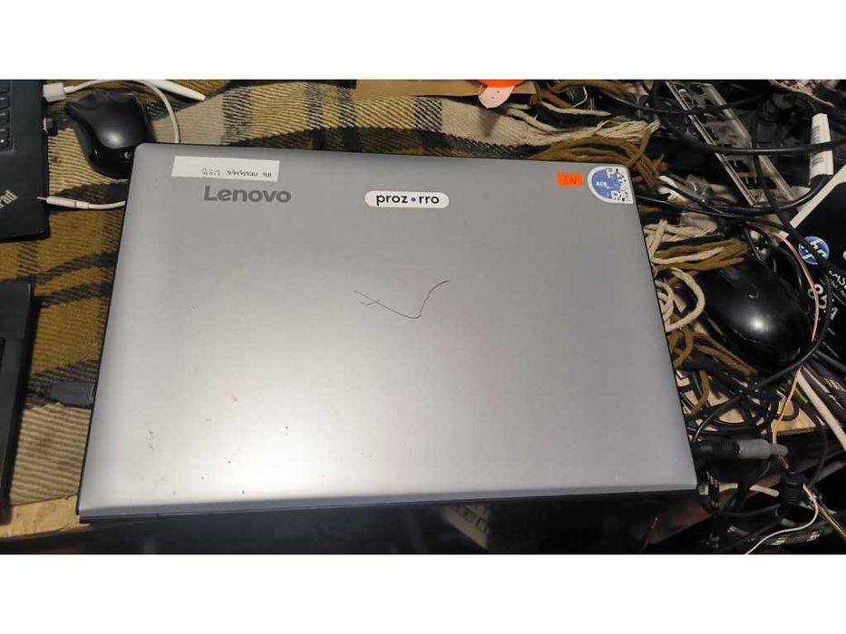 Ноутбук Lenovo ideapad 310-15iSK i3-6006u без SSD та зарядки