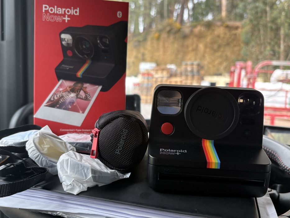 Polaroid Now+ preta