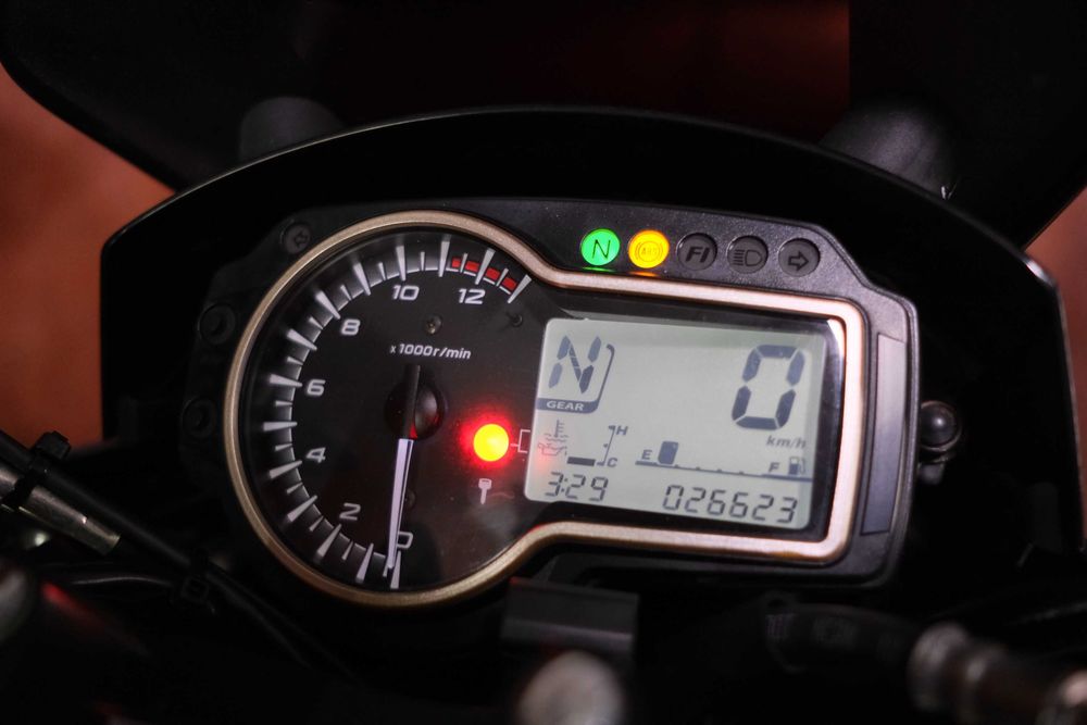 Suzuki GSR750 із Японії