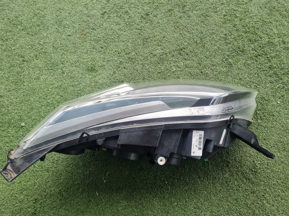 Farol Ótica Led esquerda Boxer/ Jumper/ Ducato