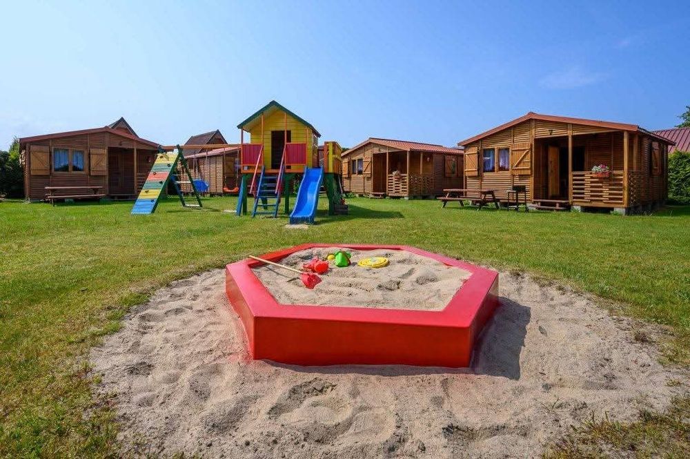 Domki letniskowe, dzialka 4200 m² oraz piekny ogrod - Widok 2