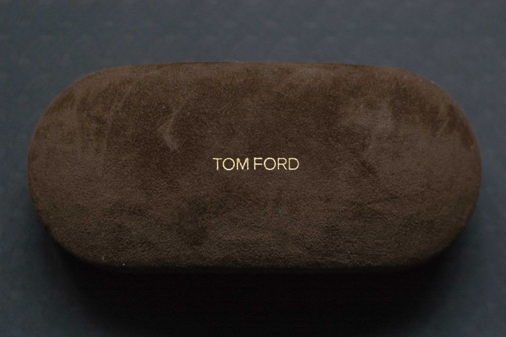 Новые очки солнцезащитные оригинальные TOM FORD
