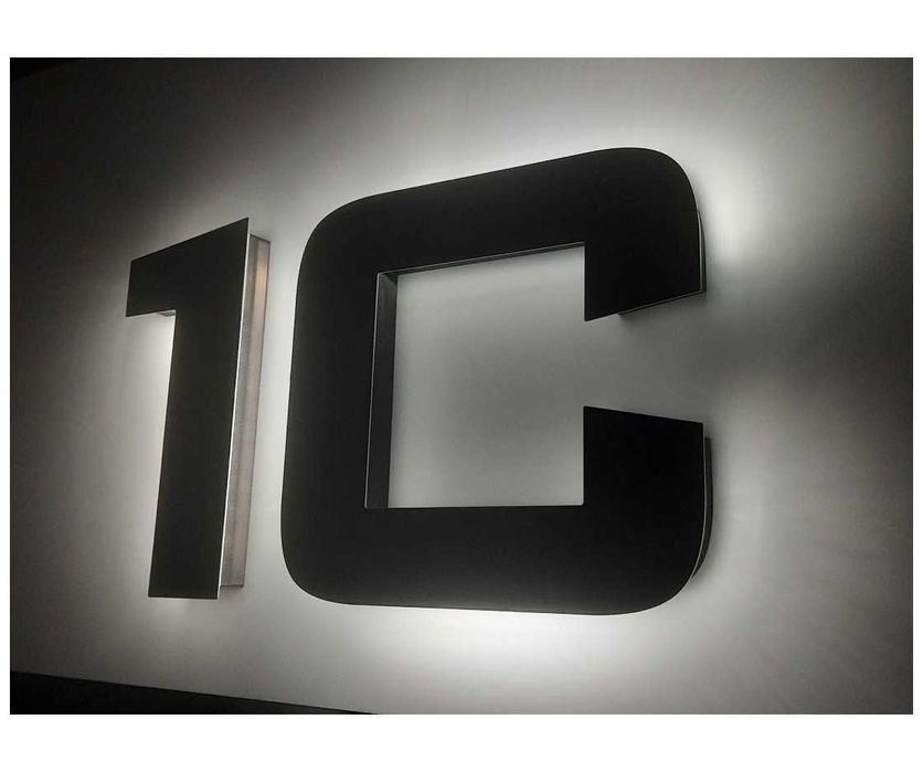 Cyfra 3D Podświetlany Numer Domu LED Aluminium 30 cm Kolory