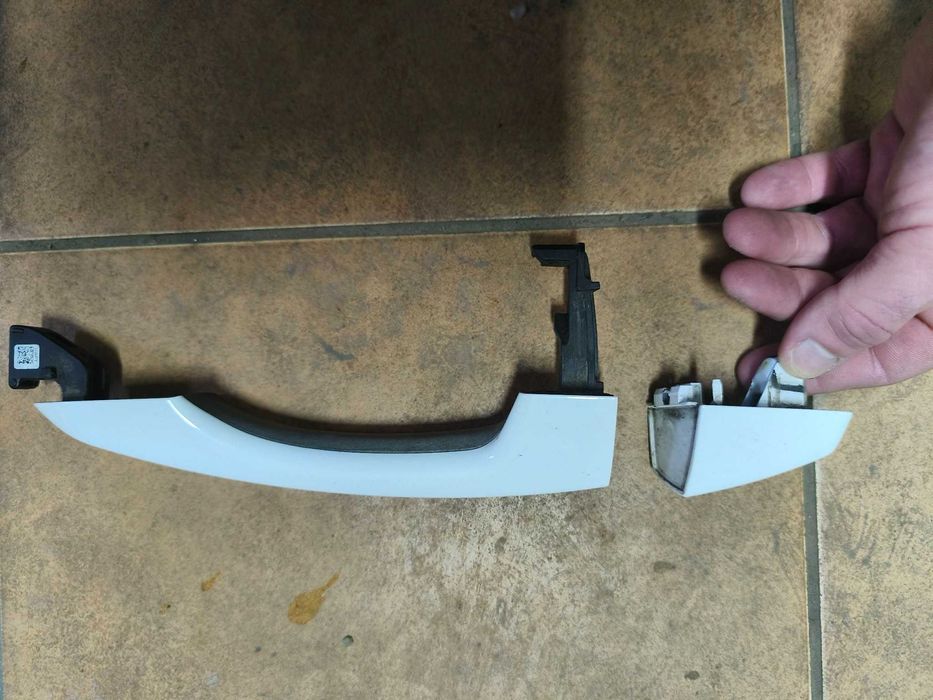 Hyundai Tucson III Klamka zewnętrzna drzwi lewy tył