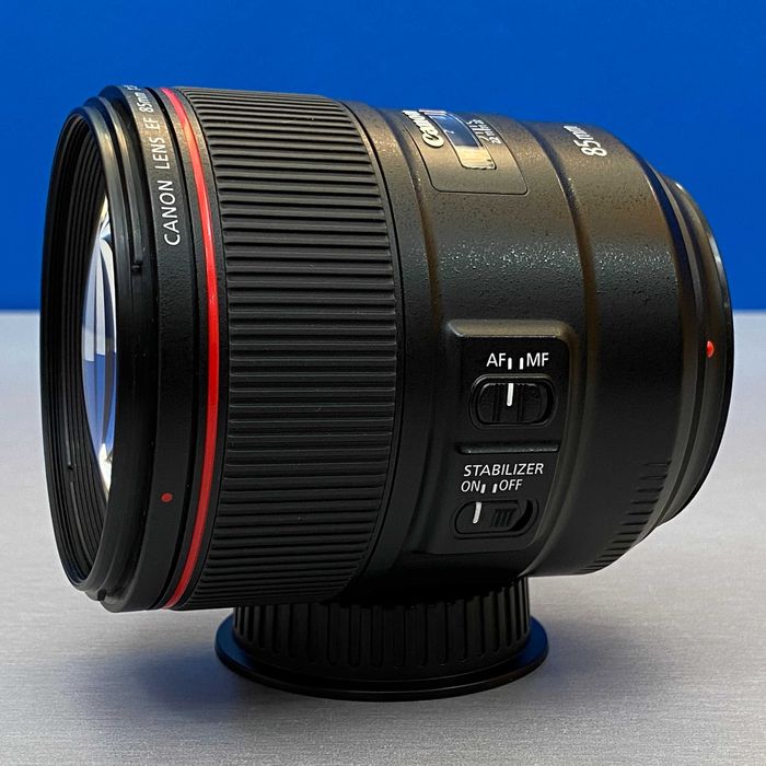 Canon EF 85mm f/1.4 L IS USM