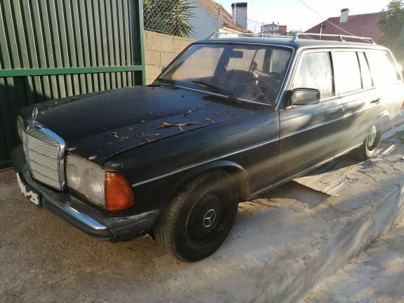 Mercedes S123 240d procura novo dono — photo 2