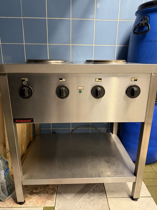 Sprzedam kuchenke elektryczną, 4-palnikowa, Kromet, do lokalu gastronomicznego