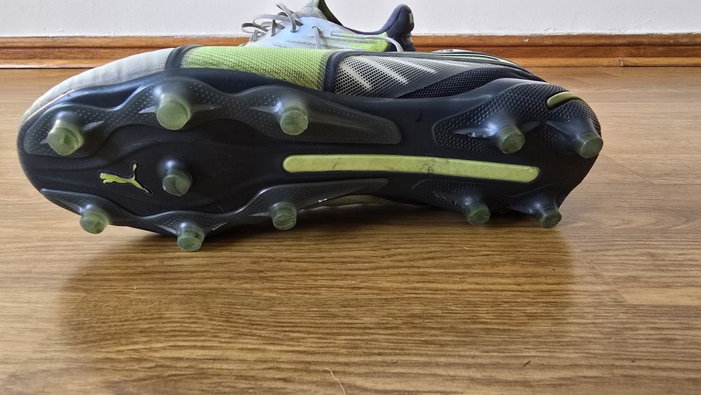 Chuteira PUMA King Ultimate FG/AG