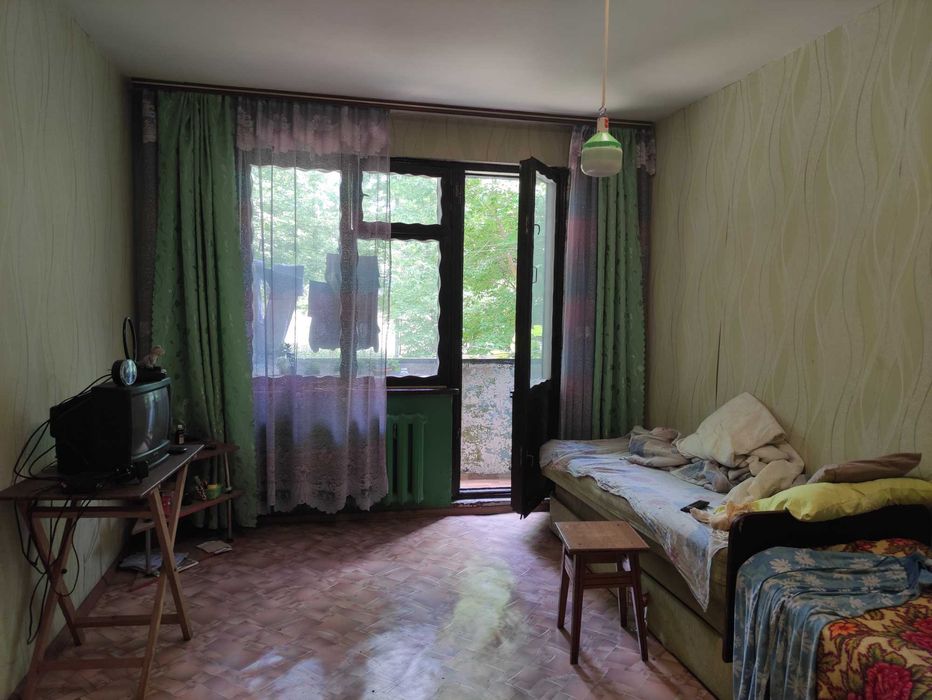 ПРОДАЮ 3-кім.Кв 63м2 Окремі Кімнати. 2балкони.Все поруч РинокТРЦ HOLLYWOOD, Вена
