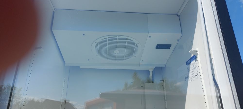 Sprzedam  lodów na napoje z szyba