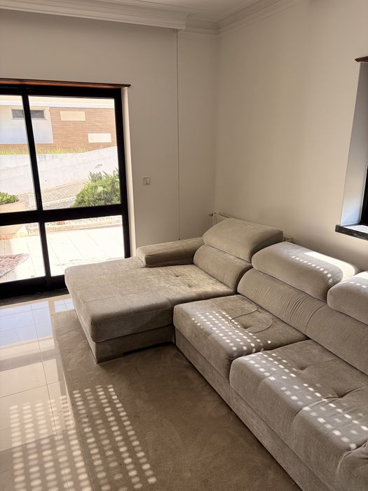 Conjunto de 2 sofas em tecido tipo veludo