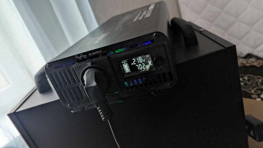 Зарядна станція 3800 Вт/год