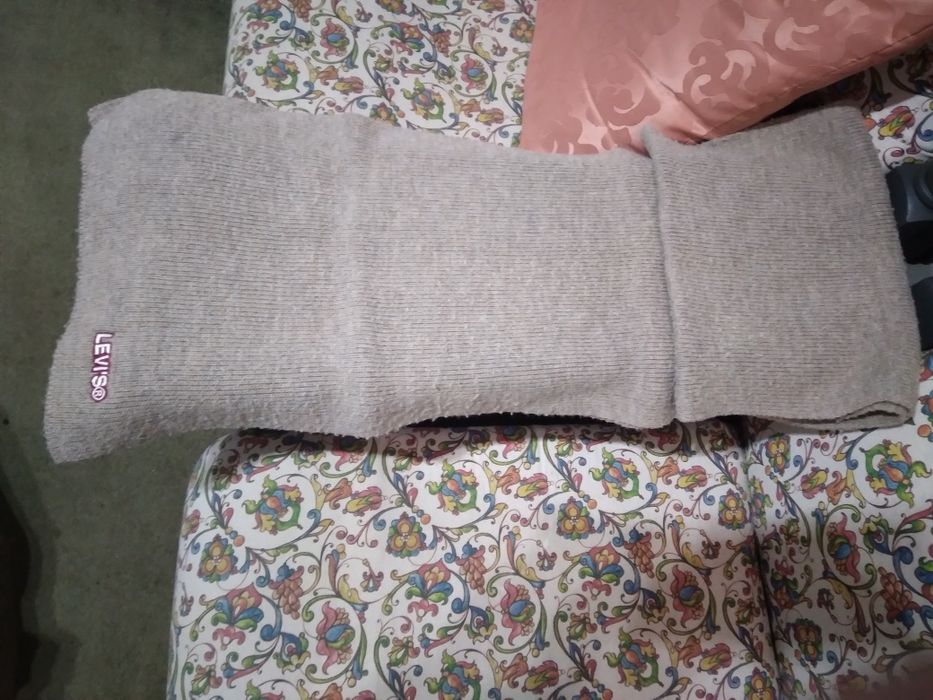 Lightweight scarf...64284917381633121